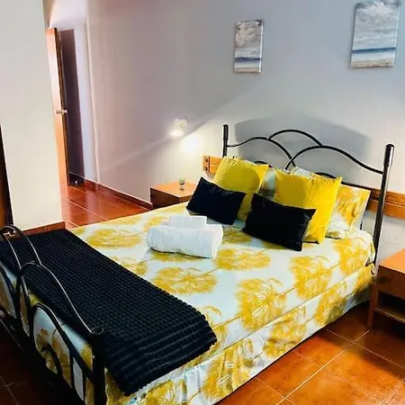 T2, Da Oura Appartement *