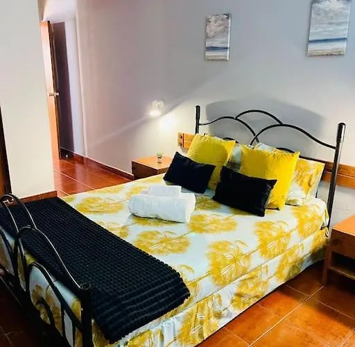 T2, Da Oura Apartamento *